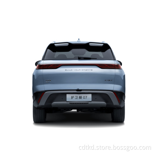 Vendita calda 2023 fregate byd nuove auto 07 produttore di fornitura di fabbrica ibrida auto 205 km auto di lusso a 5 posti